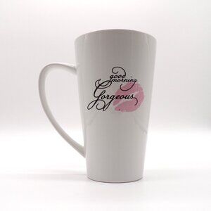 10 Strawberry Street "Good Morning Gorgeous" Coffee Mug Extra Large Lips White